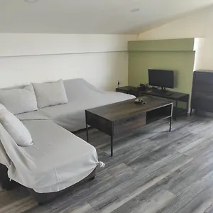 https://apartment-56430.hotels-of-thessaloniki.com